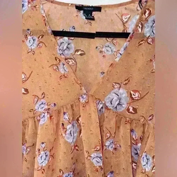 LIKE NEW Boho Sheer Blouse Size Small - Picture 2 of 7